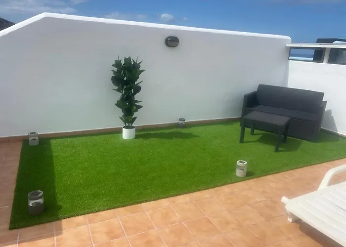 Beautiful On El Mirador Cristianos *